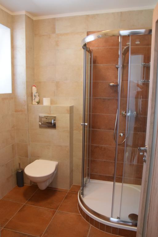Appartement Penzion Na Samotach à Jindřichův Hradec Extérieur photo