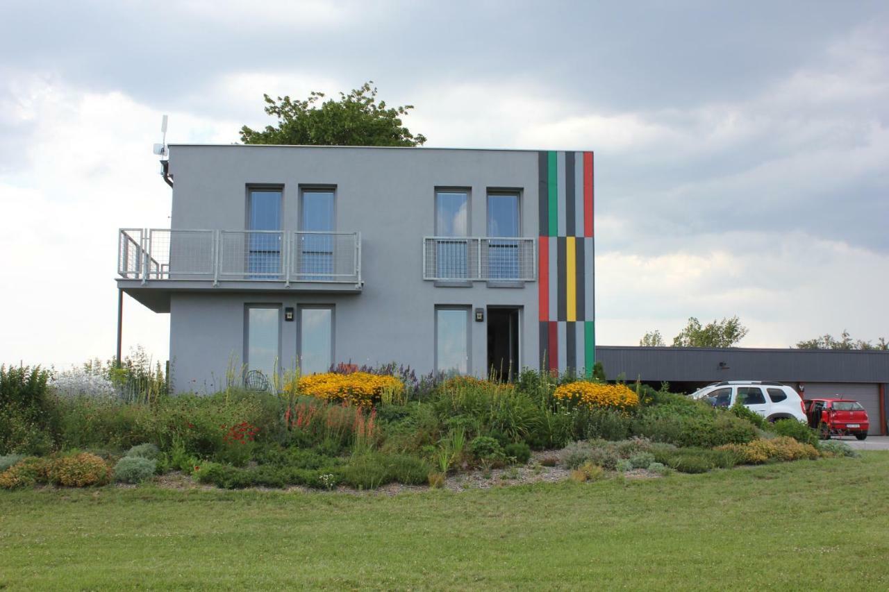Appartement Penzion Na Samotach à Jindřichův Hradec Extérieur photo