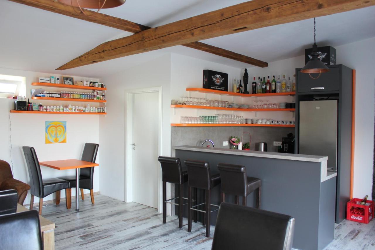 Appartement Penzion Na Samotach à Jindřichův Hradec Extérieur photo